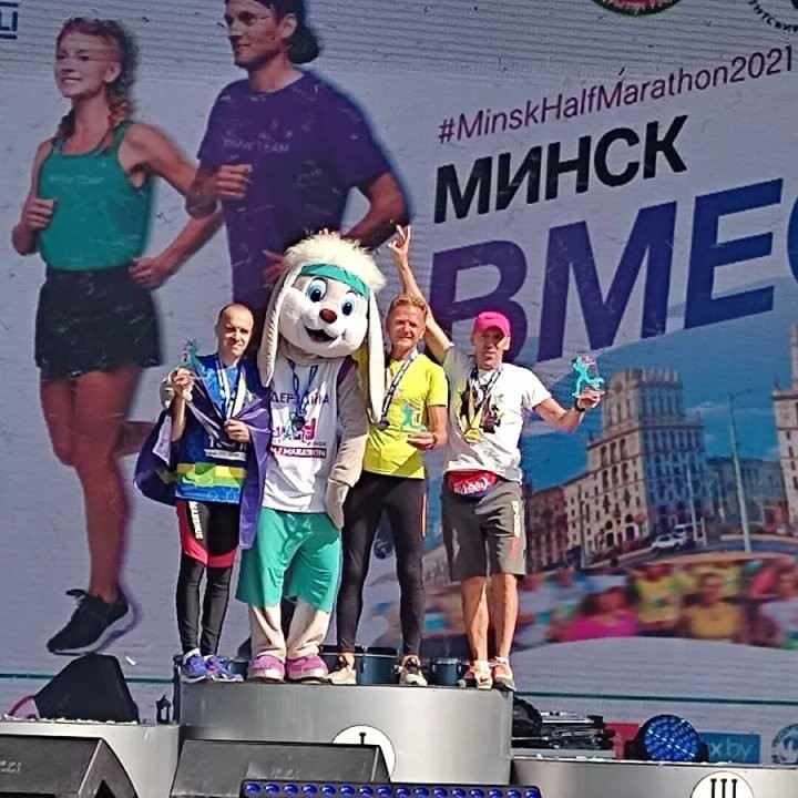 Бег для души и зарплата в loading=