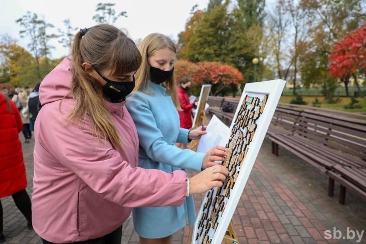 В Бресте выбрали лучшие молодежные команды по сборке спилс-карт