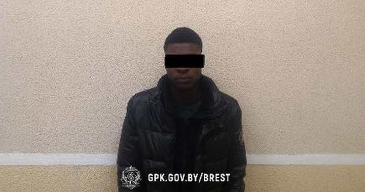 Нигериец пытался выехать через Брест по поддельному паспорту