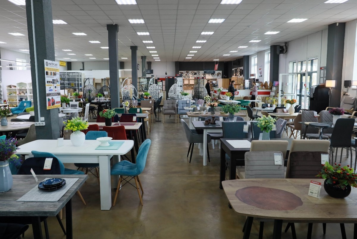 Был БОЛЬШОЙ – стал ОГРОМНЫЙ! Расширение ассортимента в дискаунтере мебели и фурнитуры «AksHome» на Вычулках!