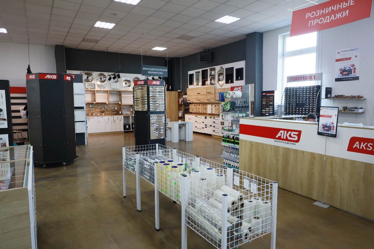 Был БОЛЬШОЙ – стал ОГРОМНЫЙ! Расширение ассортимента в дискаунтере мебели и фурнитуры «AksHome» на Вычулках!