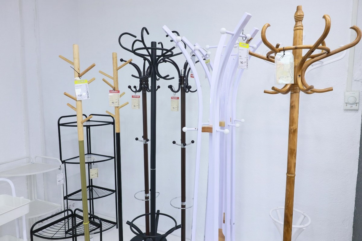 Был БОЛЬШОЙ – стал ОГРОМНЫЙ! Расширение ассортимента в дискаунтере мебели и фурнитуры «AksHome» на Вычулках!