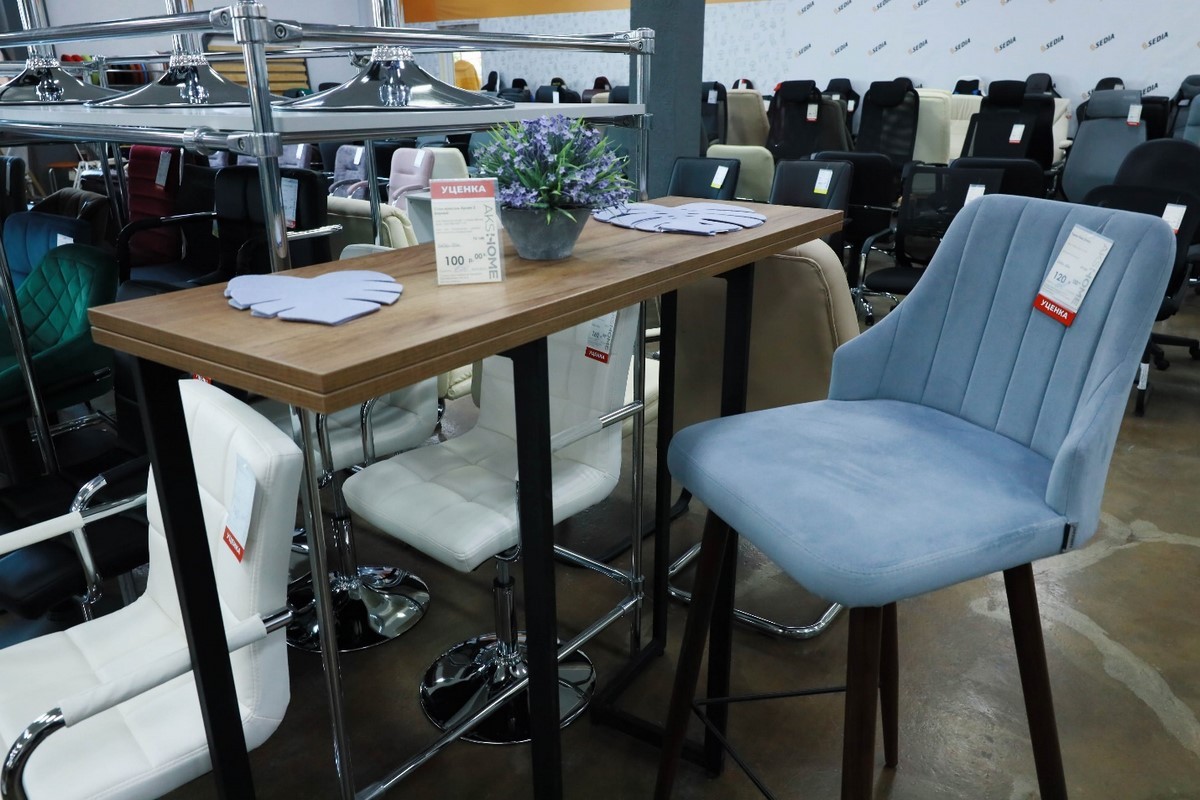 Был БОЛЬШОЙ – стал ОГРОМНЫЙ! Расширение ассортимента в дискаунтере мебели и фурнитуры «AksHome» на Вычулках!