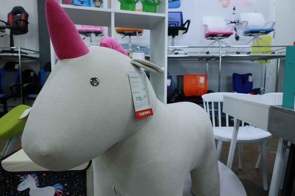 Был БОЛЬШОЙ – стал ОГРОМНЫЙ! Расширение ассортимента в дискаунтере мебели и фурнитуры «AksHome» на Вычулках!