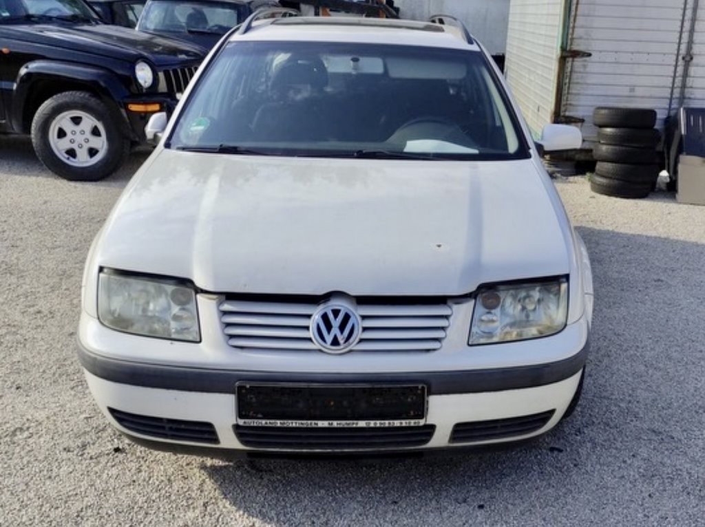 Хорошая новость для владельцев Фольксваген. Свежий европейский Пассат Б6, Пассат Б5 и Бора поступил на авторазборку в Бресте