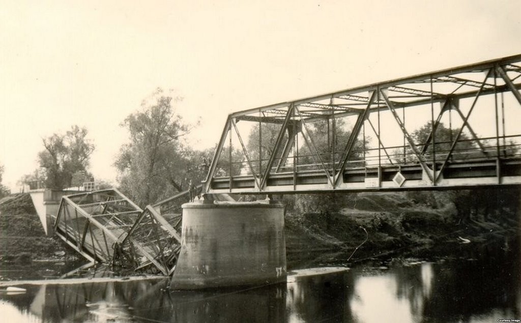 А вы знали, что на месте подвесного моста у «звезды» Брестской крепости был автомобильный?