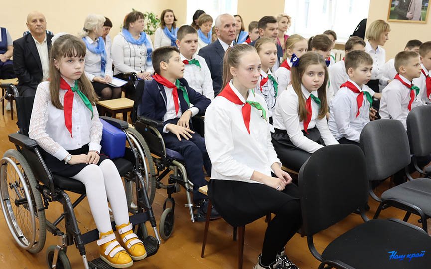 Матери погибших летчиков-героев приехали на вечер их памяти в Барановичи