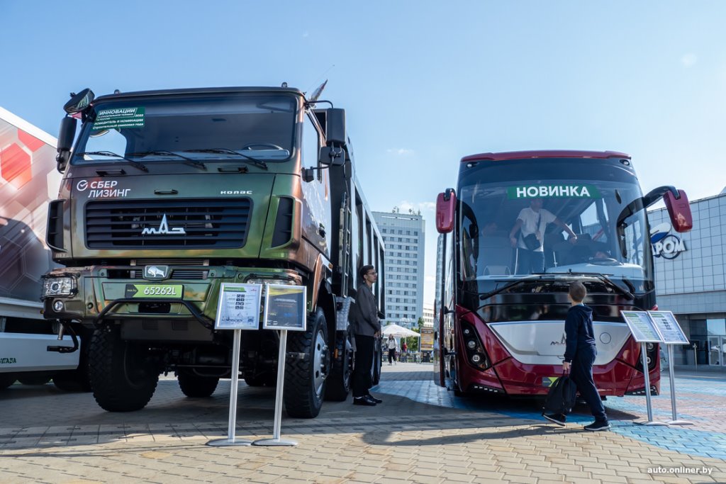МАЗ провел белорусскую презентацию своего нового междугороднего автобуса