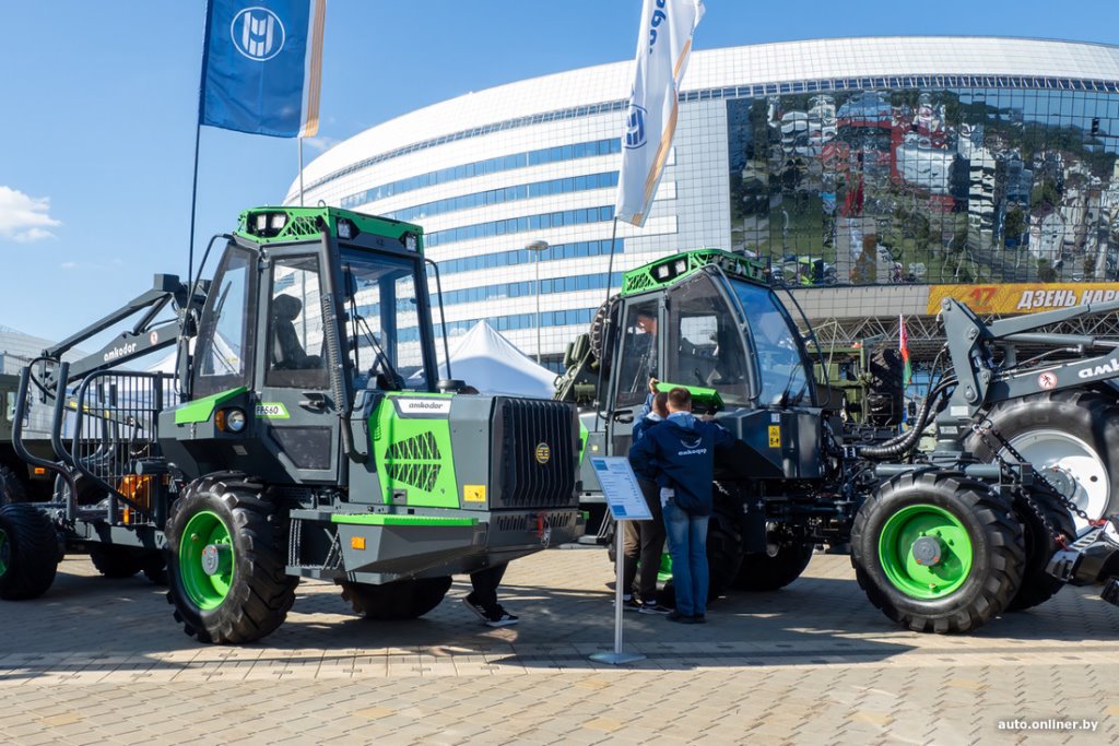 МАЗ провел белорусскую презентацию своего нового междугороднего автобуса
