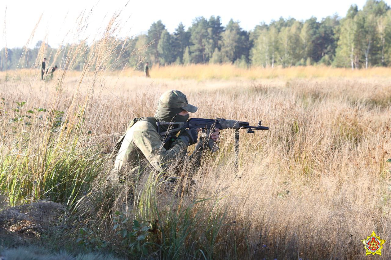 На полигоне «Брестский» проходит тактическое учение с одним из подразделений 115-го зенитного ракетного полка