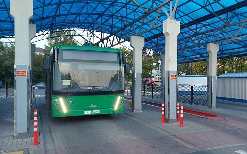 Первый в Беларуси автобус в новой версии поступил в Барановичский автопарк. Сколько он стоит?