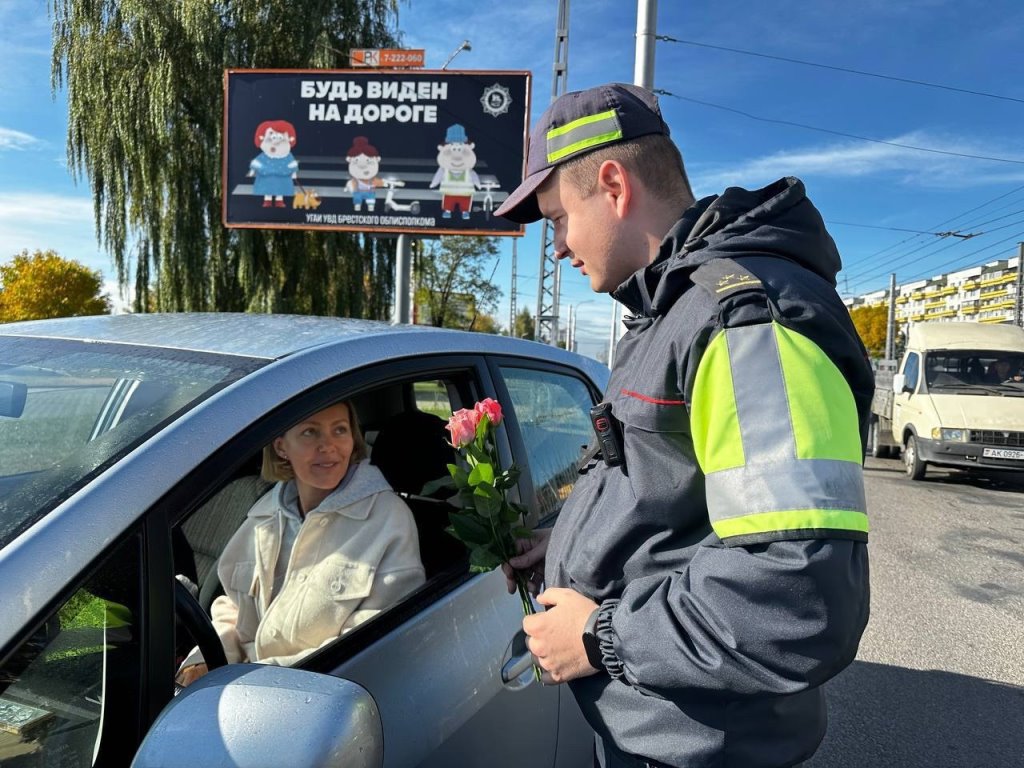 В Бресте сотрудники ГАИ останавливали автомобили, за рулем которых находились представительницы прекрасного пола