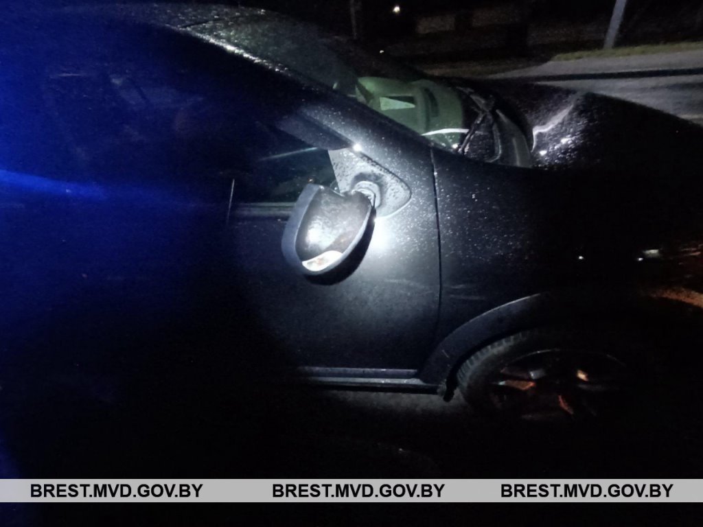 В Бресте пьяный пешеход попал под колеса автомобиля