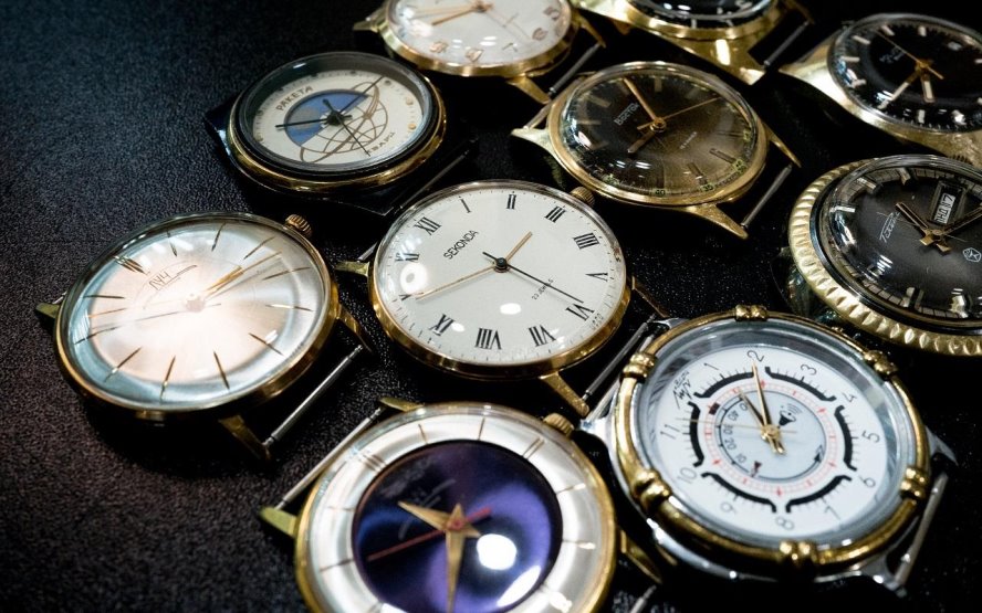 «Обменял часы на корову». Этот белорус решил посвятить жизнь работе в мастерской и ни о чем не жалеет