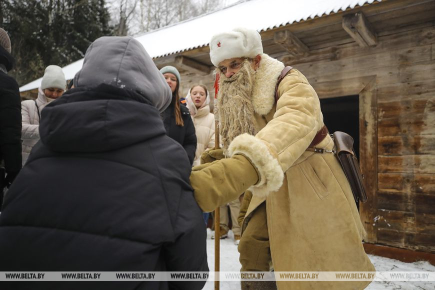 Партизанский Дед Мороз всю зиму будет принимать гостей в Ивацевичском районе