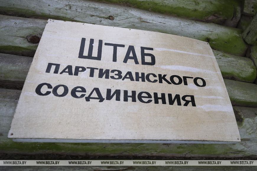 Партизанский Дед Мороз всю зиму будет принимать гостей в Ивацевичском районе