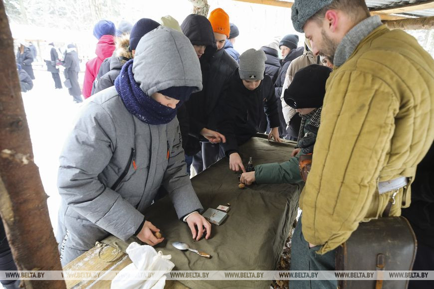 Партизанский Дед Мороз всю зиму будет принимать гостей в Ивацевичском районе