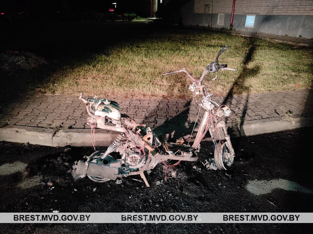 Житель Бреста поджог мопед бывшей супруги