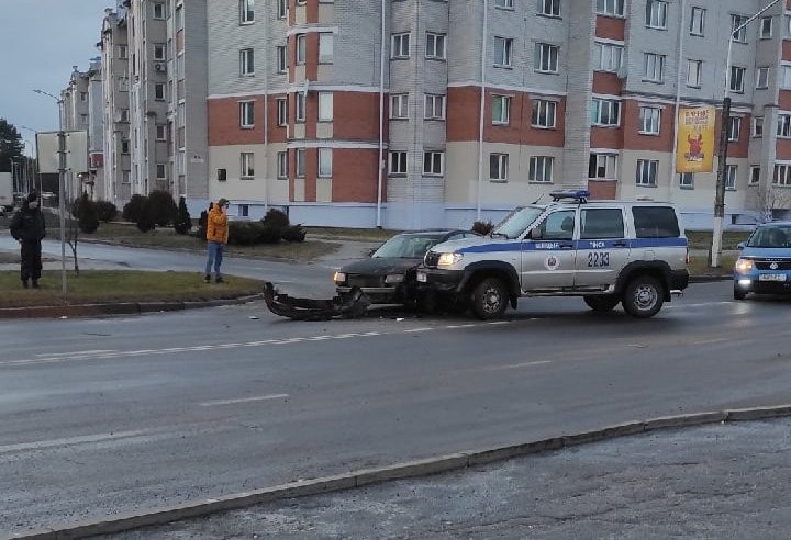 ДТП с участием милицейского автомобиля произошло в Пинске