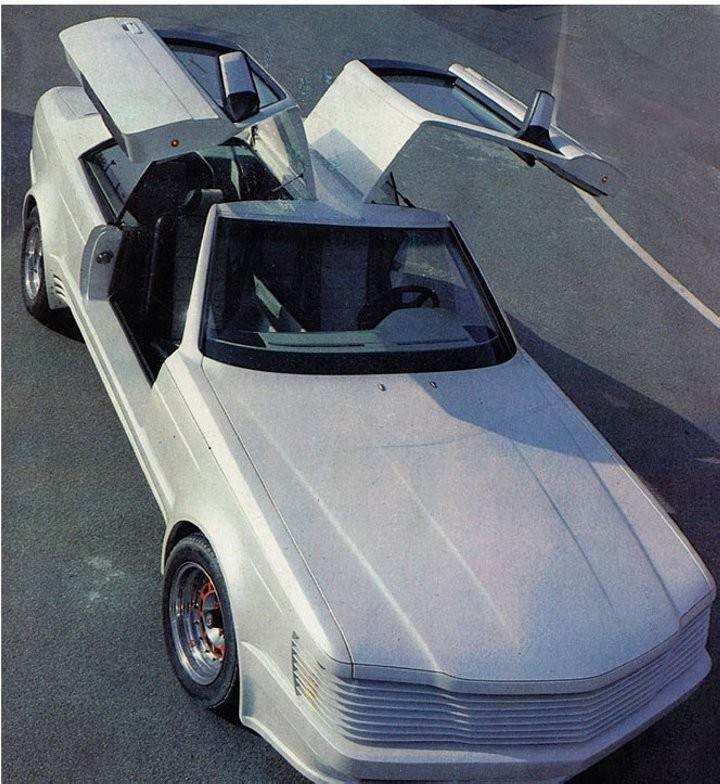 Очень редкий Mercedes Sbarro Gullwing покидает Беларусь. Его забирают в США