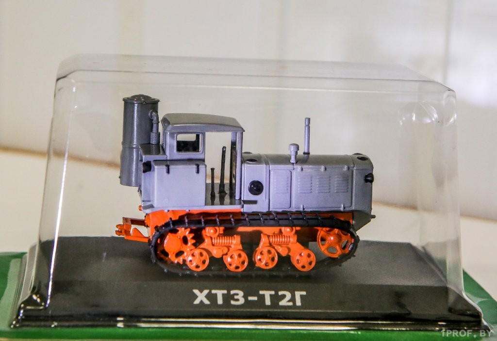 Трактор-сапер, женский и даже кулацкий есть в коллекции инженера по охране труда из Барановичского района