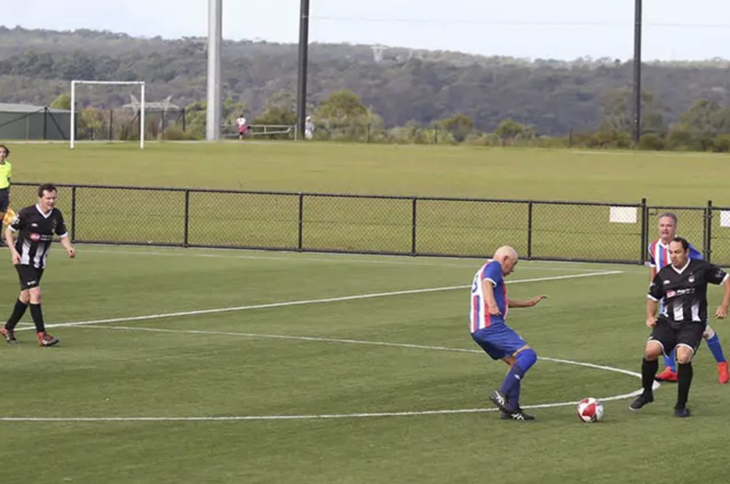 До скольки лет можно профессионально играть в футбол? Вы удивитесь