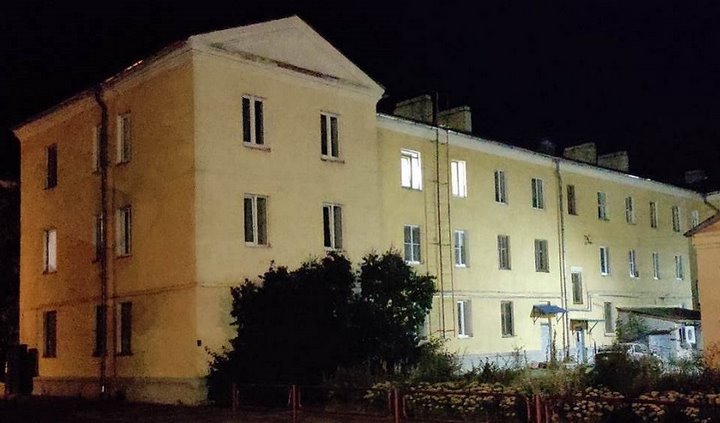 «Мамы больше нет, а папу скоро заберут в тюрьму». Подробности жестокого убийства на глазах у ребенка