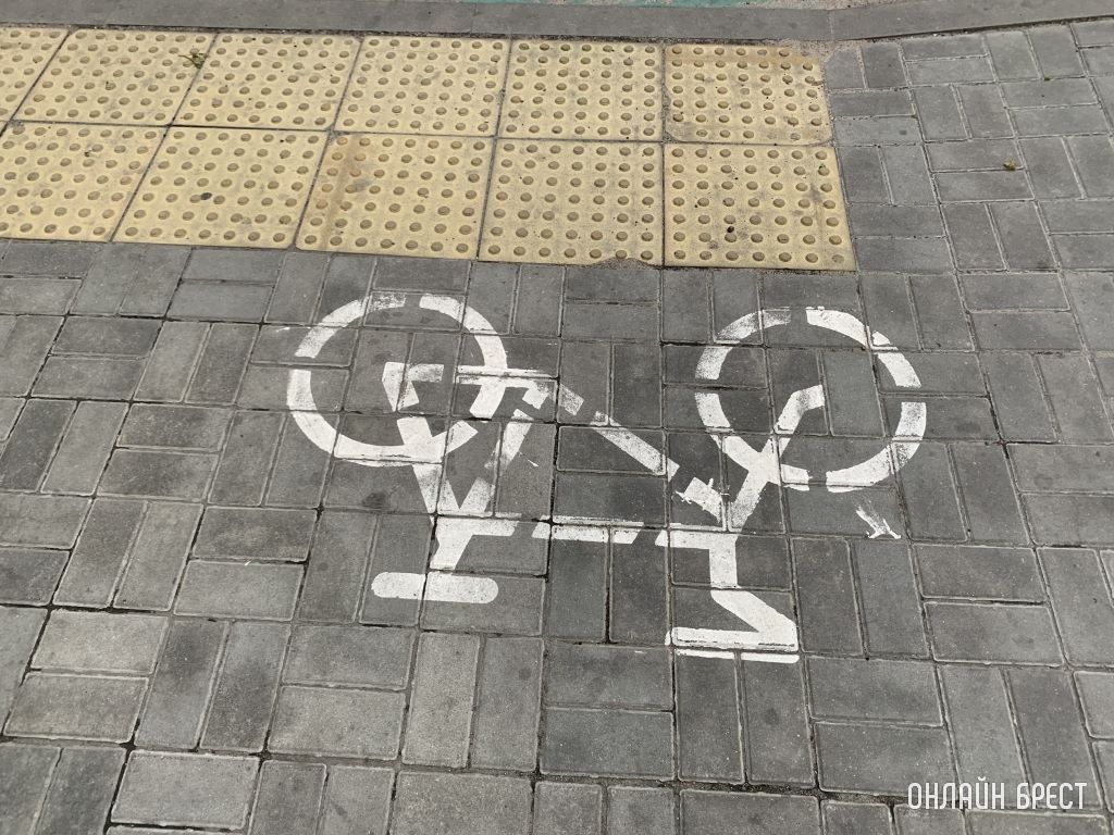 Хочу обратиться к велосипедистам и любителям самокатов