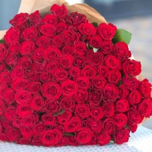 Молодой человек заплатил за букет цветов 600 рублей, но его так и не доставили