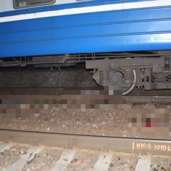 В Беларуси под колесами поезда погиб школьник