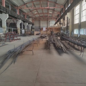 Работники строительного предприятия похитили свыше 460 тонн арматуры