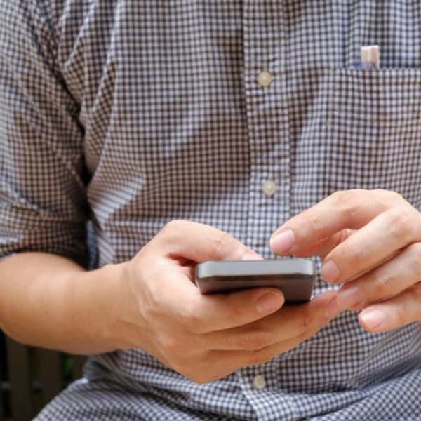 Белорус просил у людей их мобильные телефоны и тайно оформлял на них микрозаймы