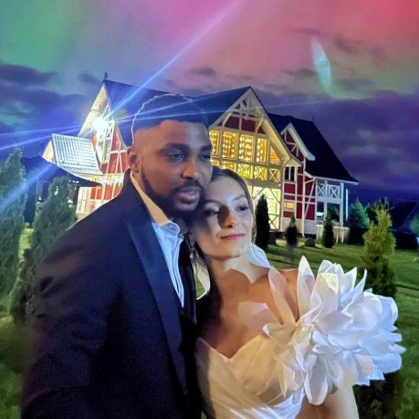 В один день сбылись сразу две мечты — белоруска вышла замуж и увидела северное сияние