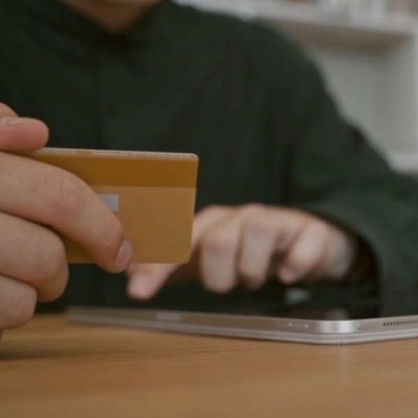 Учащийся колледжа получил три года колонии за то, что поделился личными данными