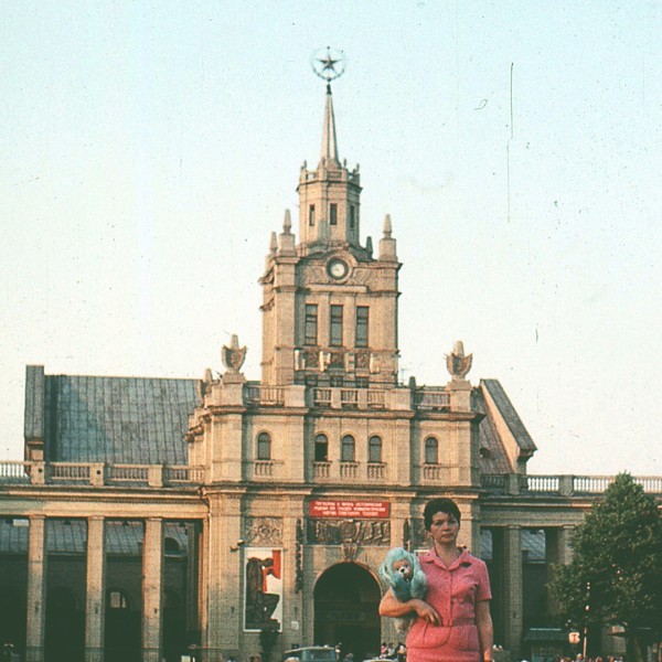 История Брестского железнодорожного вокзала. В каком году состоялось открытие?