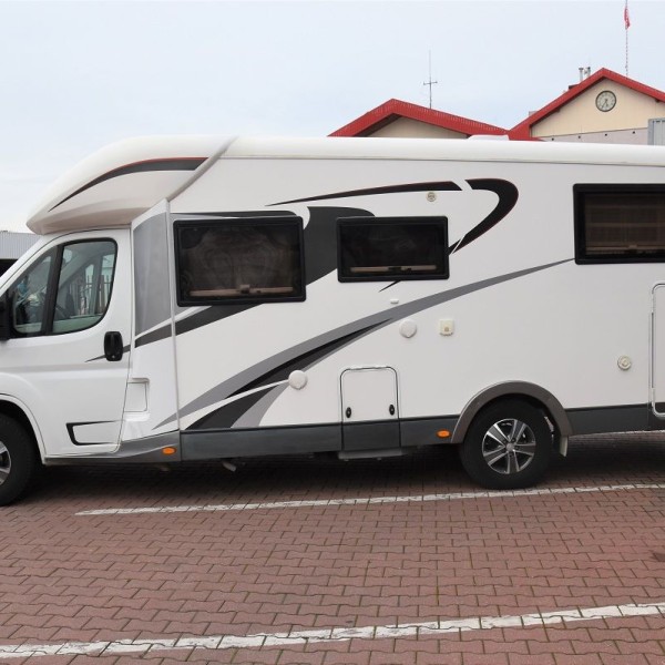 Автодом стоимостью более $76 тыс. не выпустили из «Тересполя» в Беларусь — вот почему