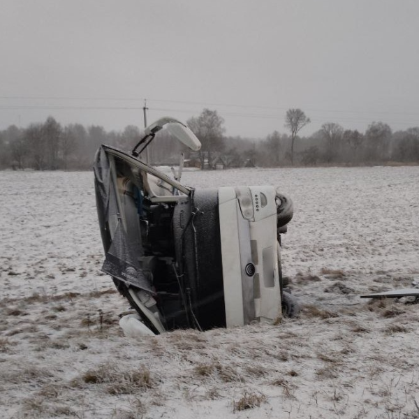 Перевернулся международный автобус «Москва — Брест»: погибла пассажирка