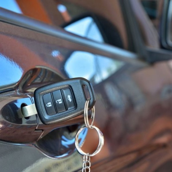 Белорусы «инвестировали» в пригон авто из Европы. Закончилось это обращением в милицию