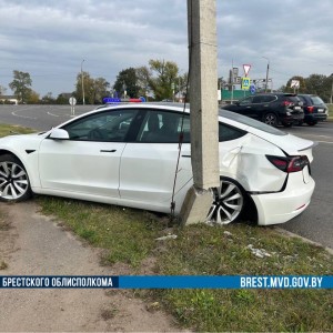 Американец обнаружил свою «уничтоженную» Tesla в Беларуси