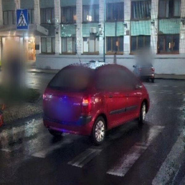 В Бресте на бульваре Шевченко автомобиль сбил женщину на пешеходном переходе