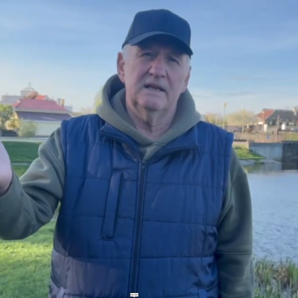 Держалась за решетку, пока не подоспела помощь: история спасения 6-летней девочки