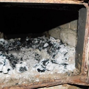 Сожители отравились угарным газом. Обнаружены тела мужчины и женщины (41 и 36 лет)