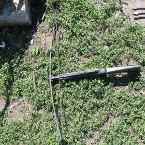 Многодетный белорус угрожал жене и детям самодельным арбалетом со стрелами