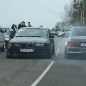 В Ивацевичском районе стартовал сезон трофи-рейдов — более 50 экипажей покорили бездорожье