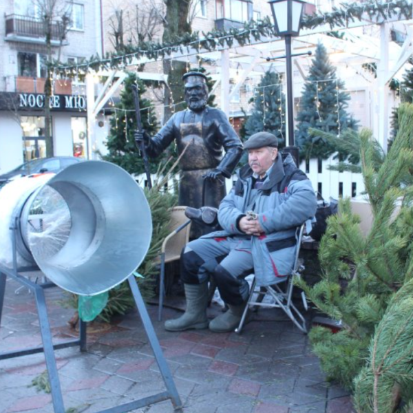 В Бресте с 17 по 31 декабря откроются праздничные «Елочные базары» — список адресов