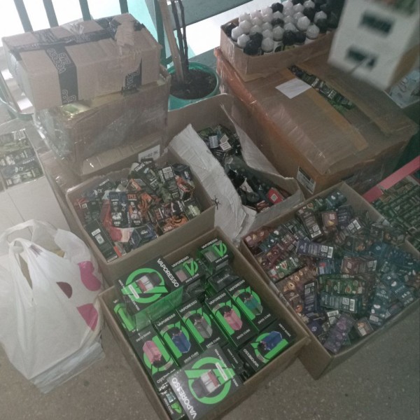 Белорус продавал вейпы детям. На какую сумму изъят товар?