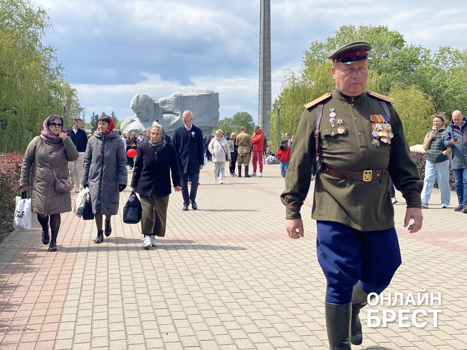 Брест празднует День Победы — большой фоторепортаж