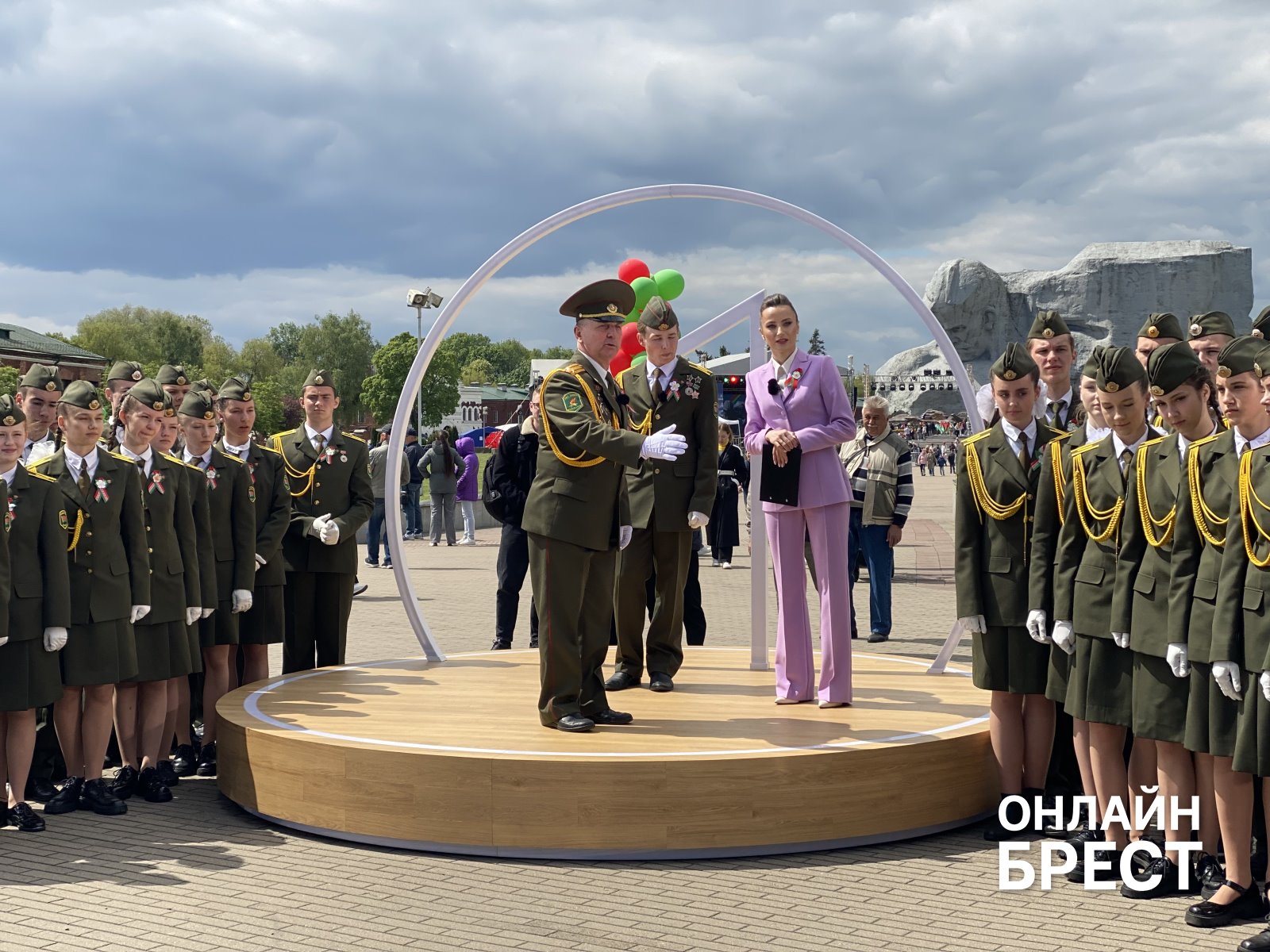 Брест празднует День Победы — большой фоторепортаж