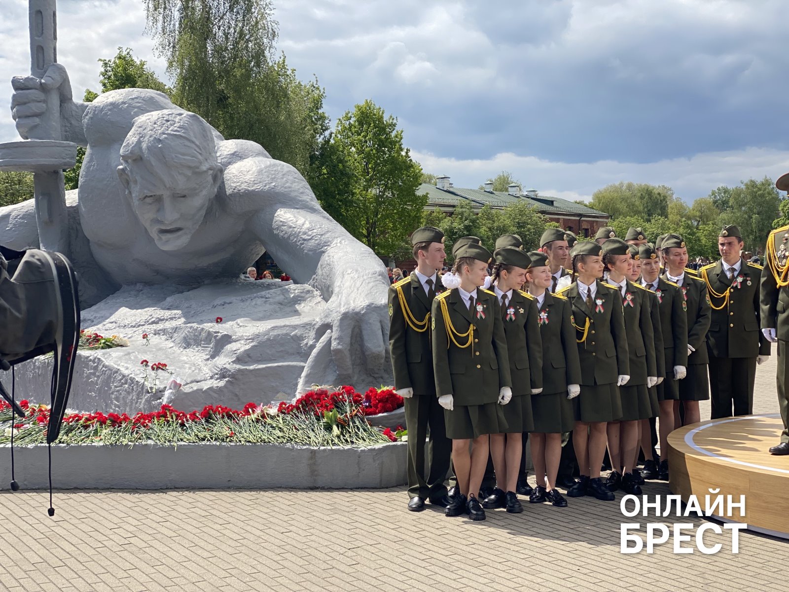 Брест празднует День Победы — большой фоторепортаж