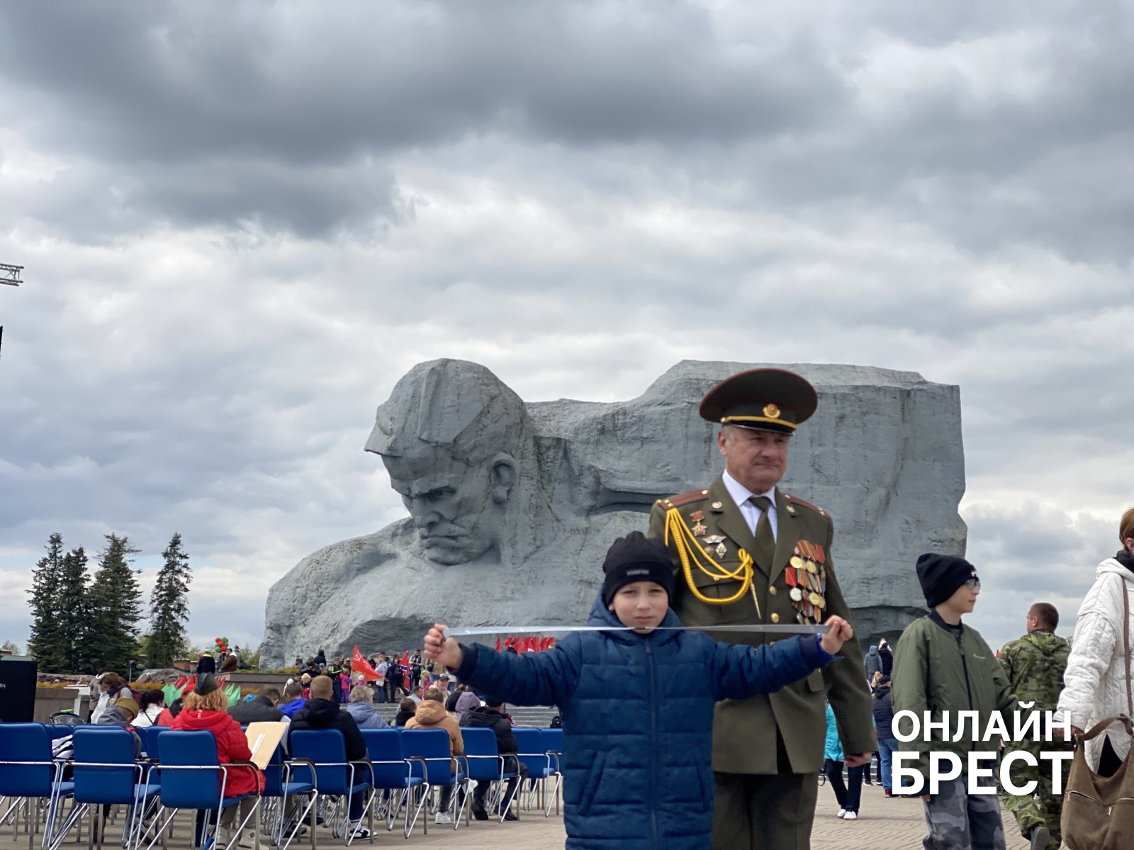 Брест празднует День Победы — большой фоторепортаж